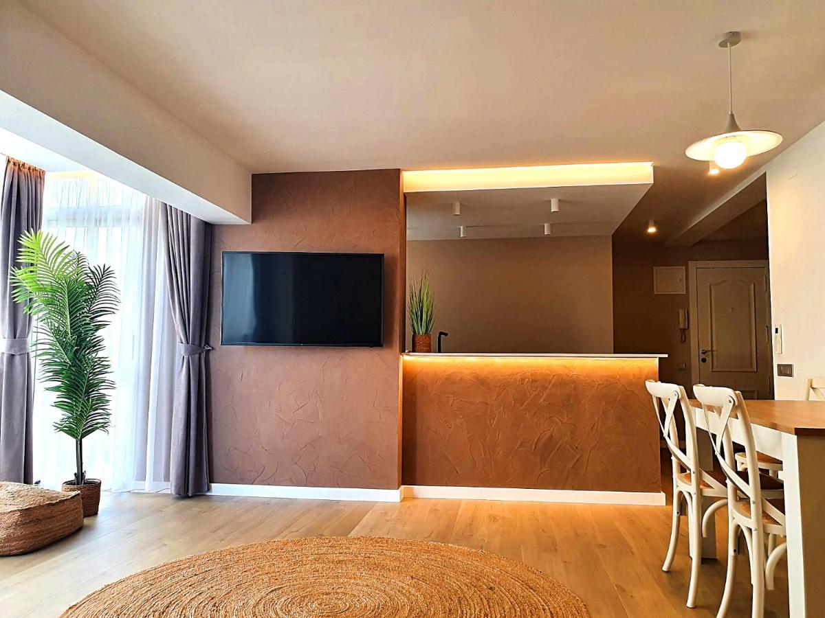 Apartment First Line Beautiful Two Bedrooms Benidorm